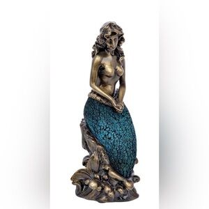 Design Toscano Oceans Mermaid Mosaic Glass Lamp
